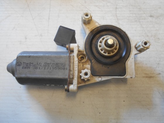 Motor Elevador Vidro Frt Esq VW Passat 1998 MEV159